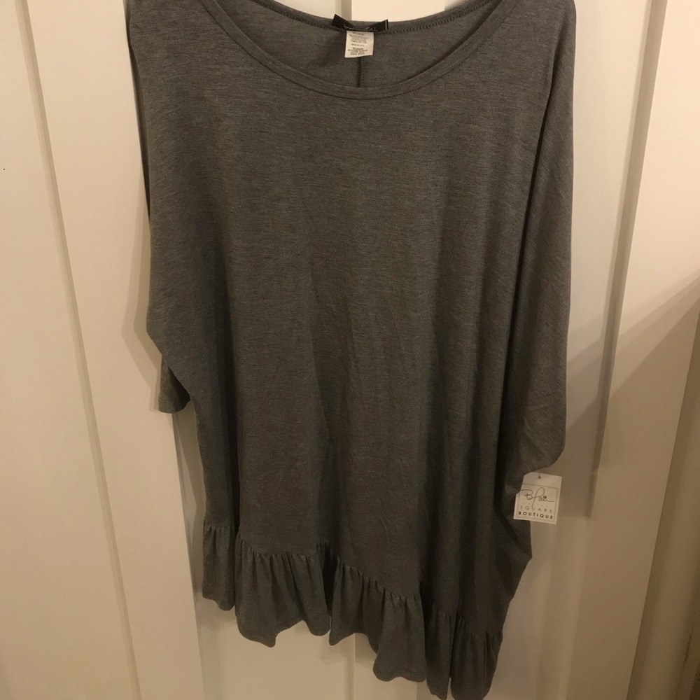 Gray Long Shirt 👚 NWT